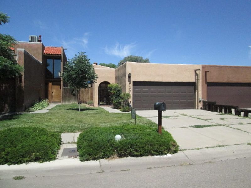 1st image of 3107 Camino Cepillo NW