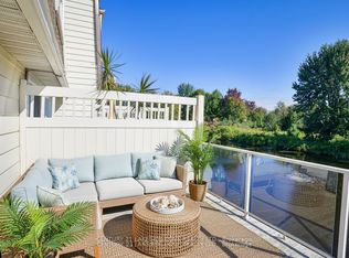 4 Paradise Blvd W #6, Ramara, ON L0K1B0