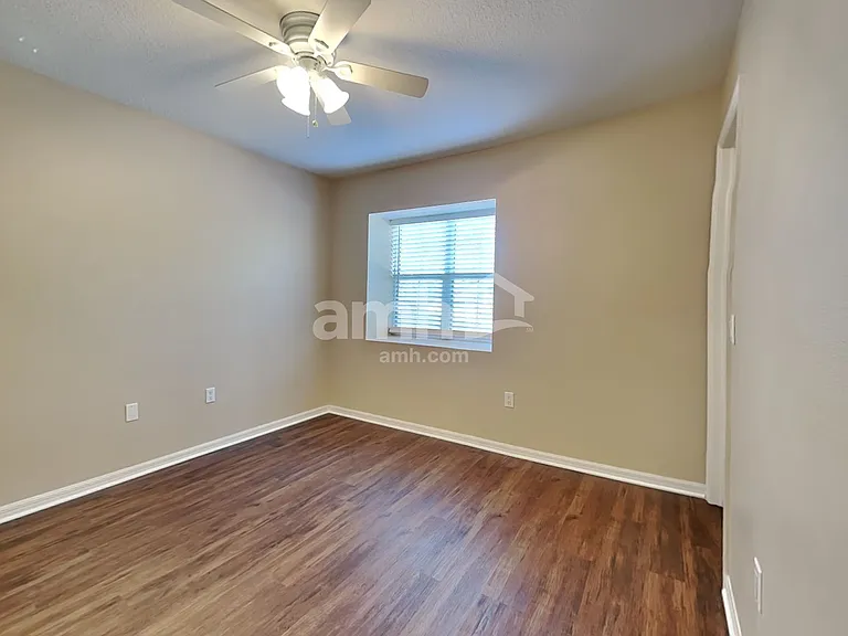 10402 Boyette Creek Blvd — Photo 17