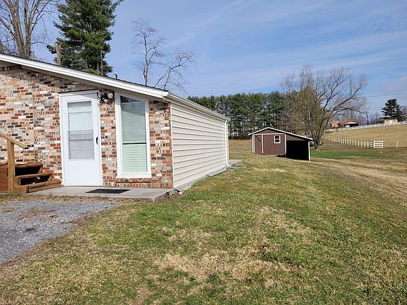 3rd image of 3030 Murril Ln