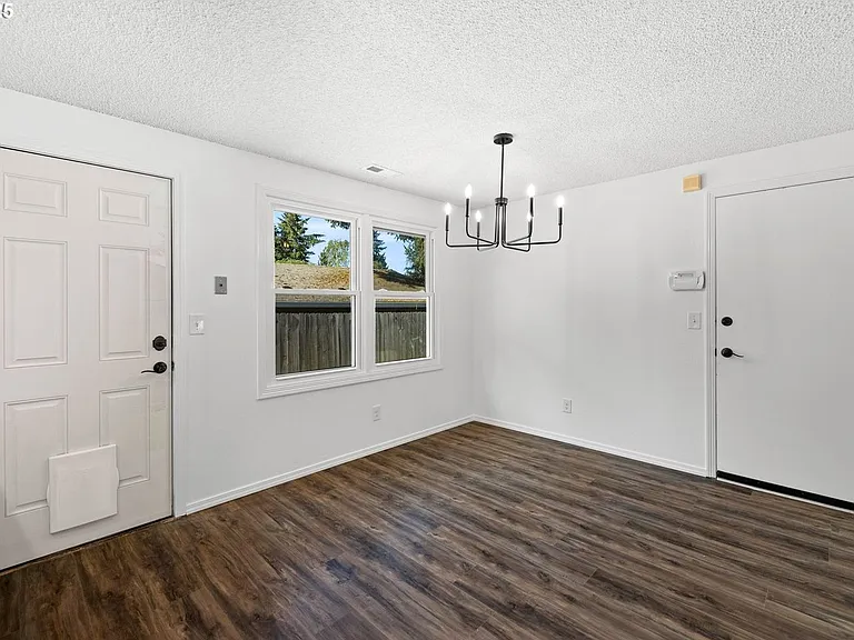 14103 SE McGillivray Blvd — Photo 8