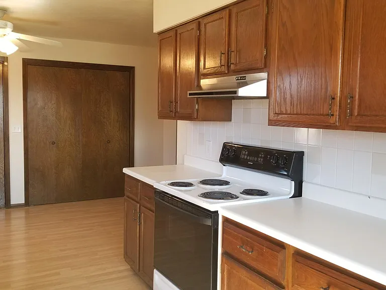 16546 Alcorn Ave — Photo 7