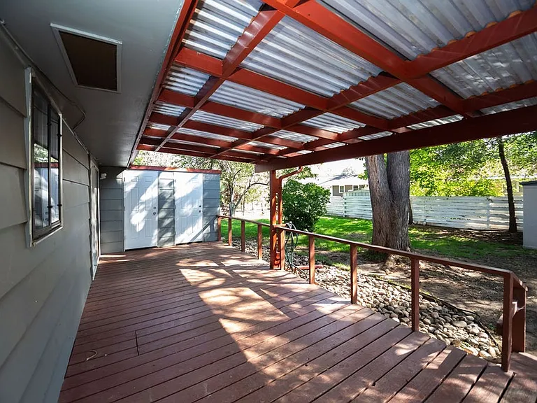402 Tedmon Dr — Photo 25