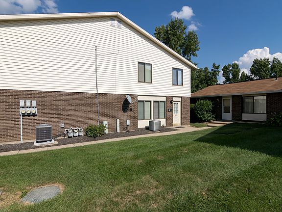 2nd image of 44 Dusk Ct Unit 27-E3