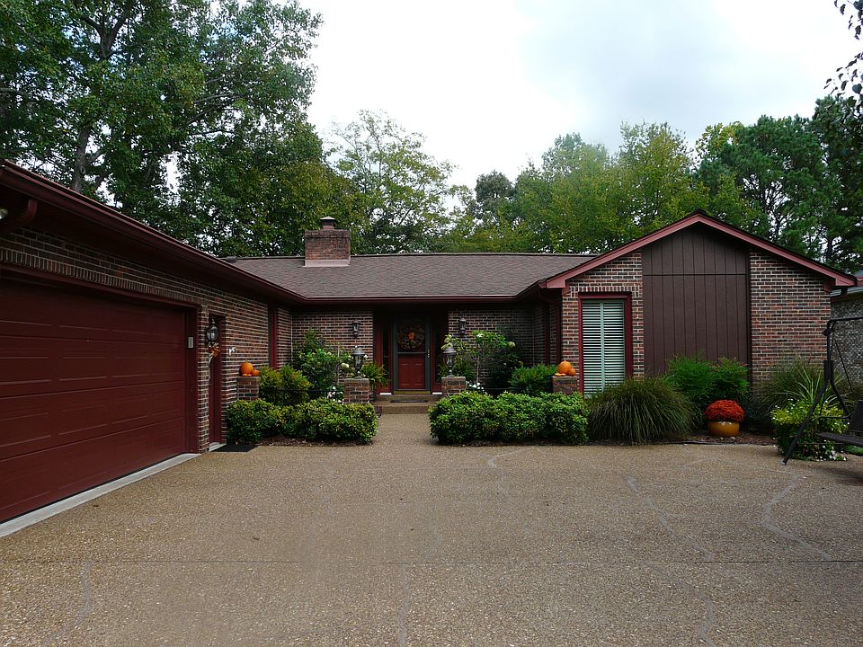 625 Highland View Court