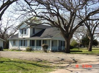 304 N Fulton St, Rice, TX 75155