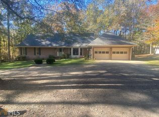 1175 River Cove Rd, Social Circle, GA 30025