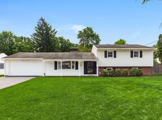 1527 Fishinger Rd, Columbus, OH 43221