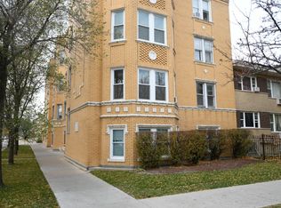 2742 W Granville Ave #3, Chicago, IL 60659