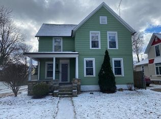 143 Lincoln St, Chelsea, MI 48118