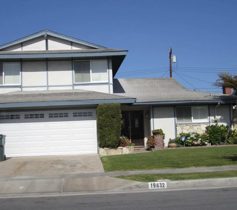 19832 Chesapeake Ln