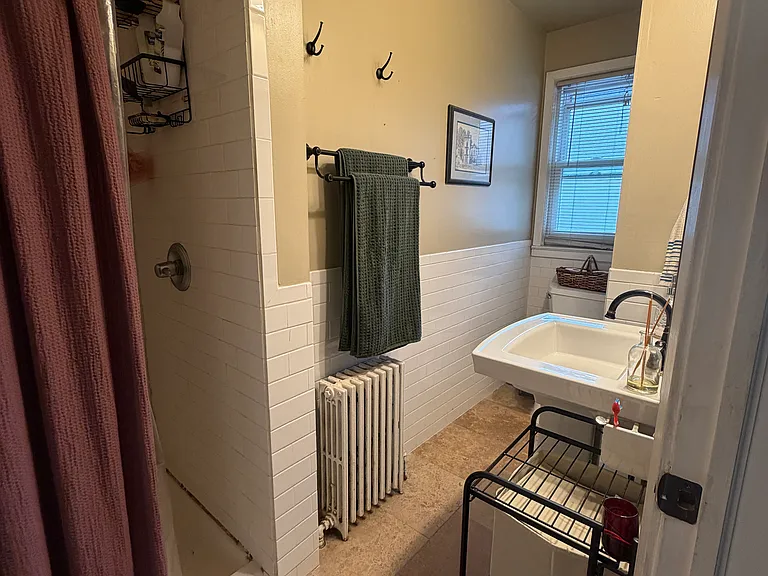 403 6th Street SE — Photo 12