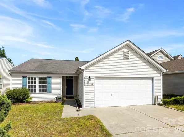 10215 Orchard Grass Ct, Charlotte, NC 28278