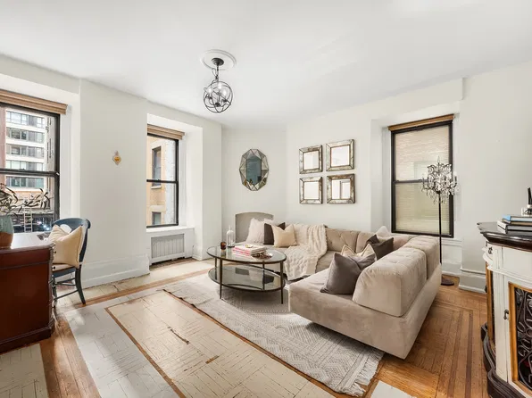205 West 57th Street image 1 of 8