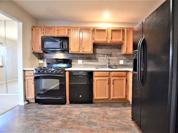 3rd image of 199 Camden Ct #22