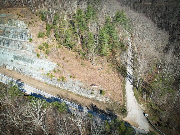 2nd image of 1 Running Ridge Rd