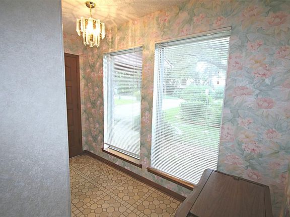 2nd image of 2811 Whisper Pine Dr