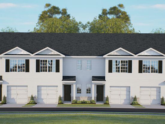 319 Cherry Laurel Dr, Sanford, NC 27332