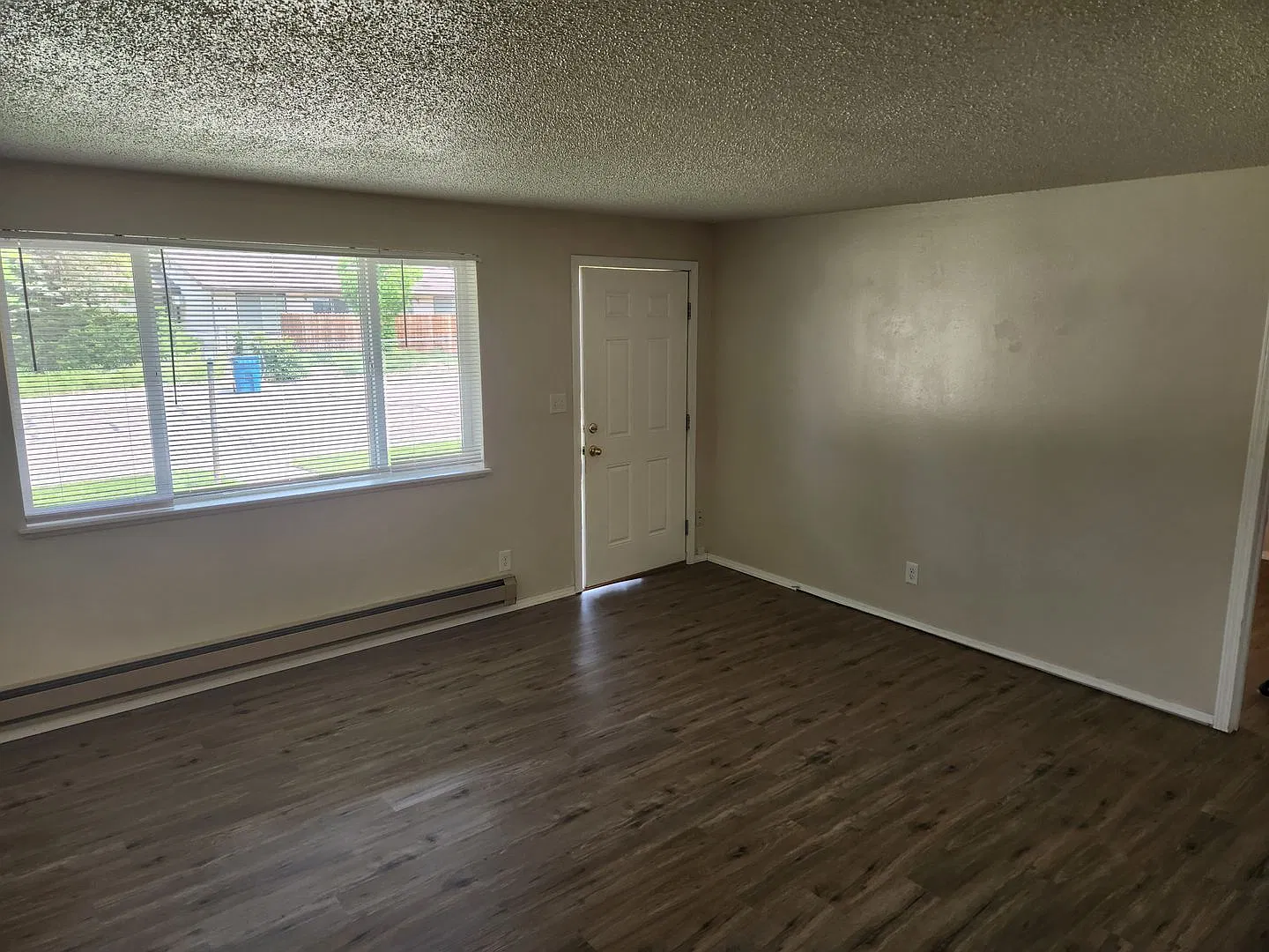 853-859 S. White Cloud Ave. — Photo 4