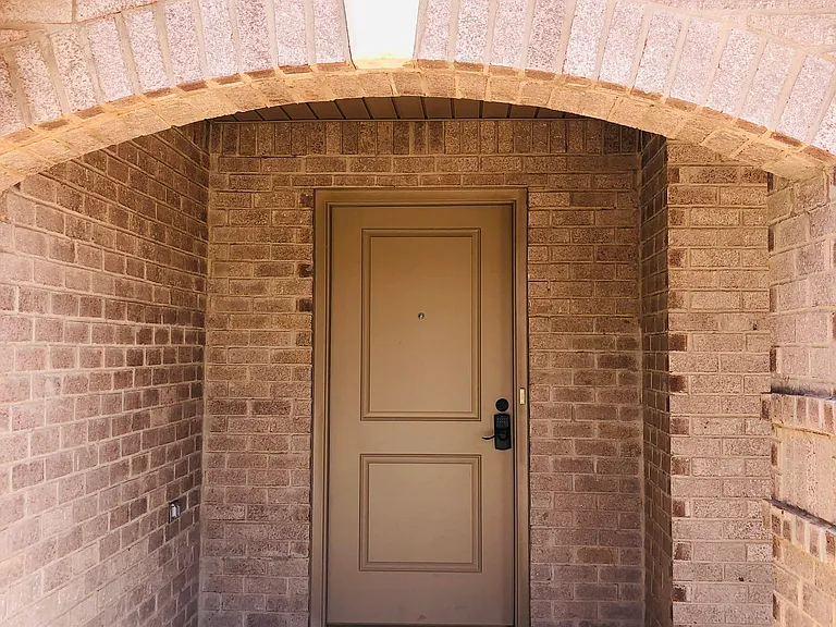 3217 Volney Ave — Photo 3