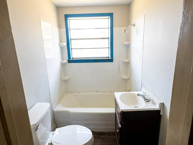 107 Harvey Watkins Dr N — Photo 3