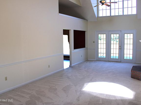 5th image of 8037 Montrose Dr