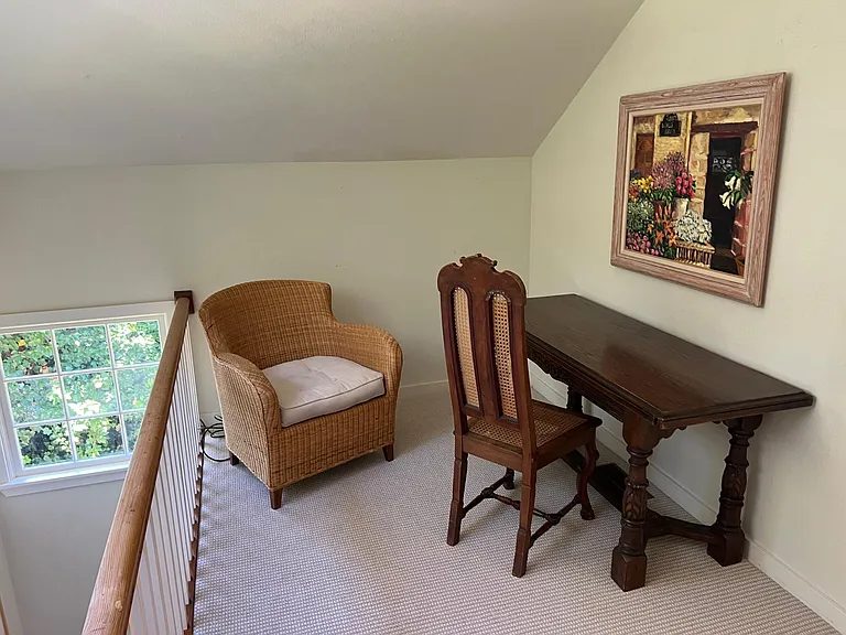 10214 SW Burton Dr — Photo 20