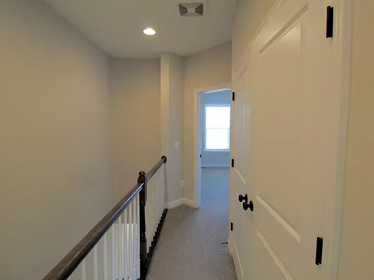 3398 Monterey Dr — Photo 25