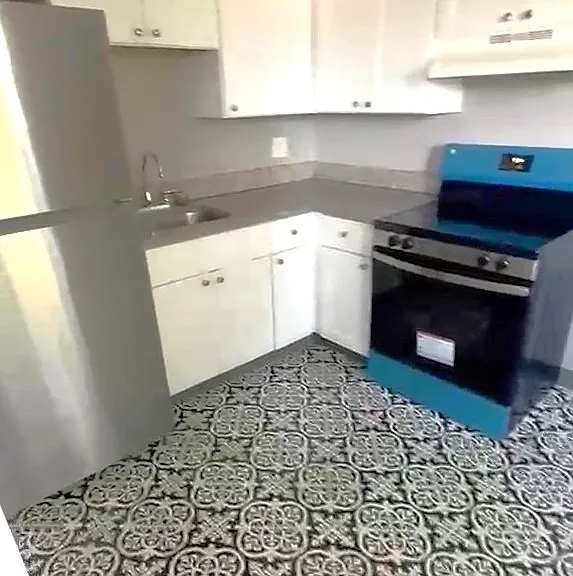 4638 Oberlin Ave — Photo 2