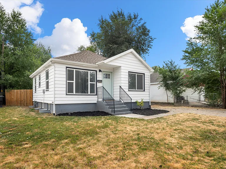 3568 Orchard Ave — Photo 2
