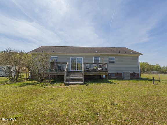 3rd image of 309 Smith Road