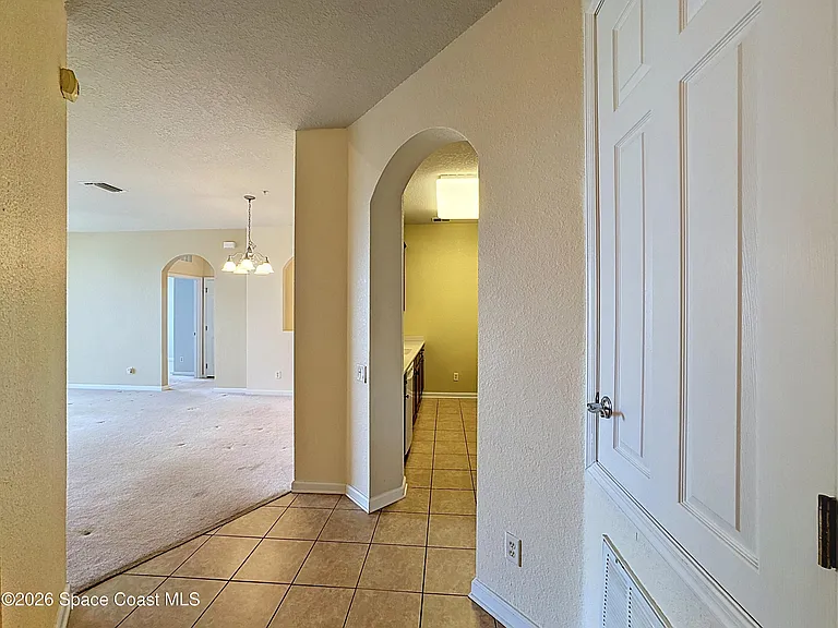 1626 Peregrine Cir #408 — Photo 7