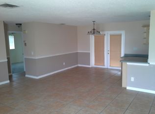 2080 SE Madison St, Stuart, FL 34997