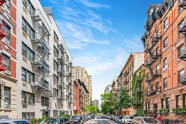 Rented by (Legacy) Elegran | media 21