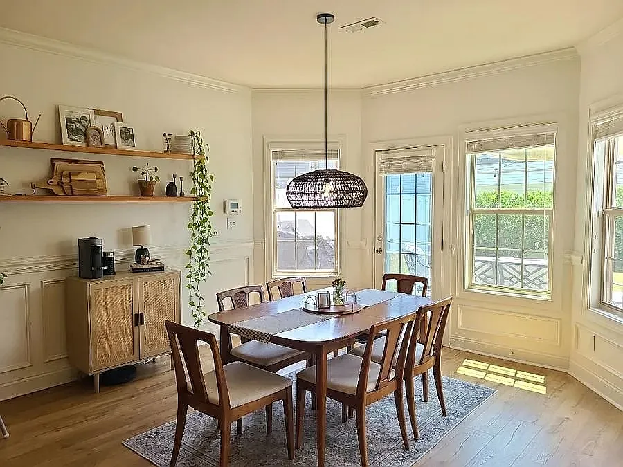 4 bed, 2.5 bath, 1972 sqft, $2,250 — Photo 4