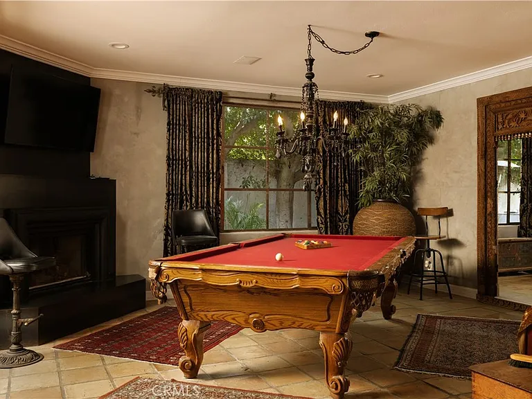 4909 Woodley Ave — Photo 14