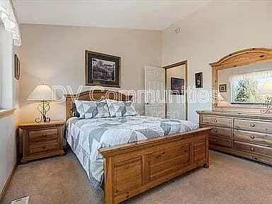 1140 Golden Pheasant Dr — Photo 3