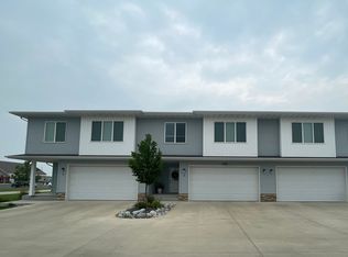 3355 Prairie Heights Way, West Fargo, ND 58078