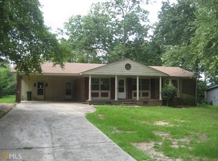 1355 Oakdale Dr, Griffin, GA 30224