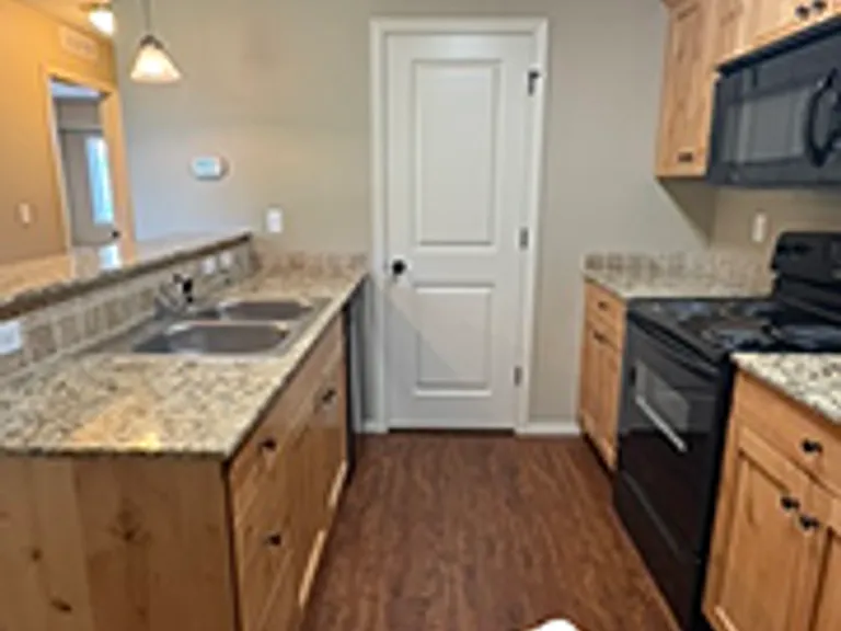 16560 N Profit Cir — Photo 12