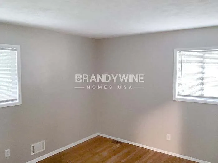 1357 Heather Cir — Photo 14