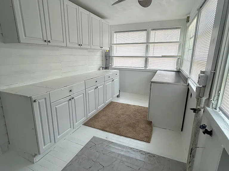 122 S Peninsula Dr — Photo 9
