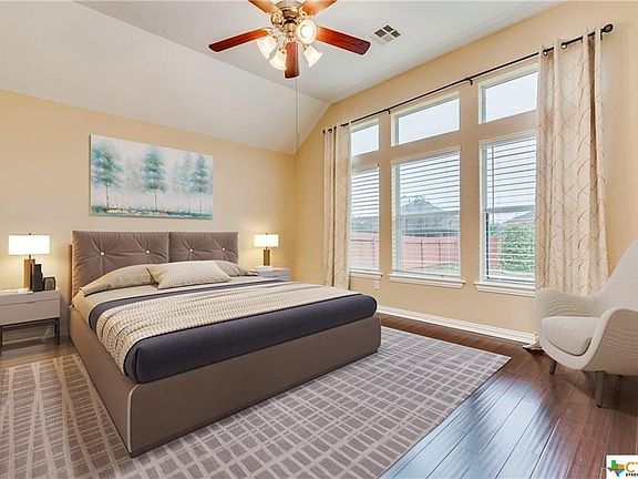 5th image of 729 Harwood Dr