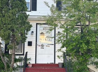 92-14 219th St, Jamaica, NY 11428