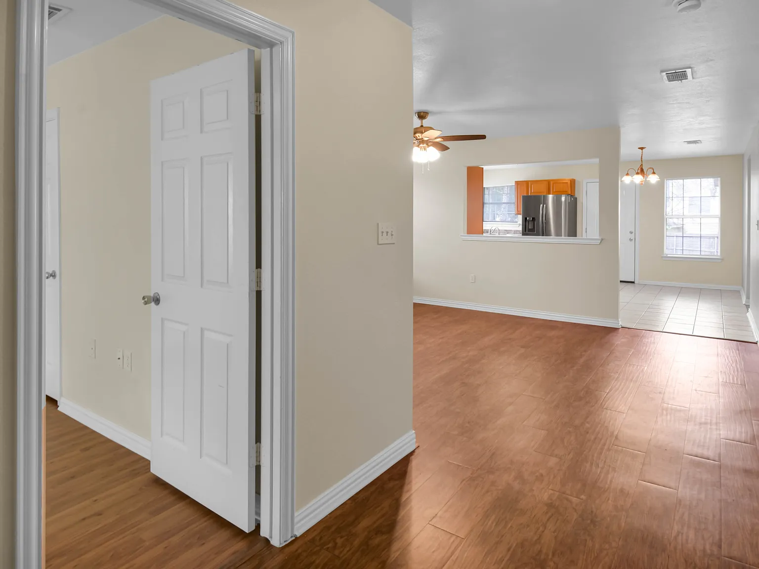 5711 Arlington Park Drive - 1 — Photo 4