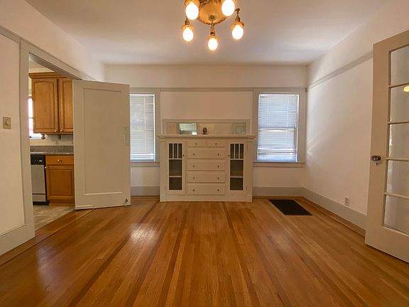 4th image of 957 36th St