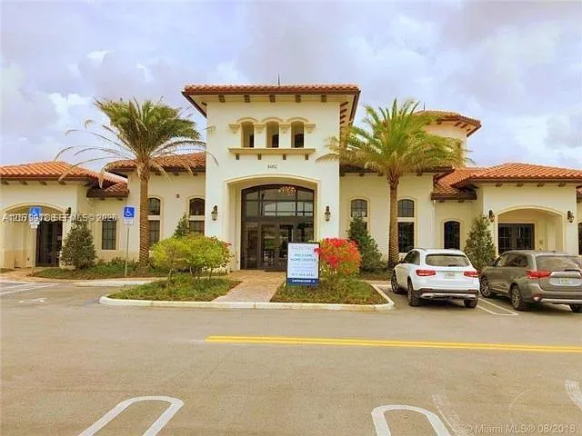 3 bed, 3.5 bath, $3,600 — Photo 4
