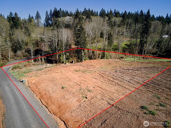 3rd image of 315 Dolan Road