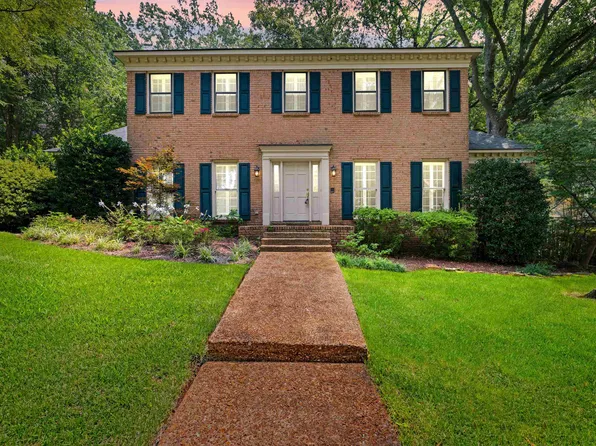 2784 Fox Creek Dr, Germantown, TN 38138
