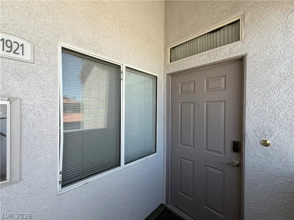700 Carnegie St APT 1921, Henderson, NV 89052